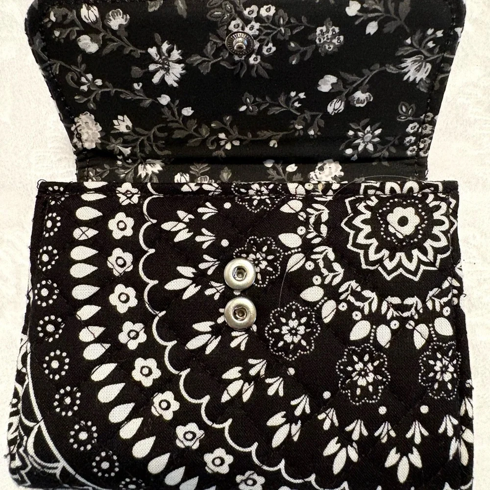 Vera Bradley Black and White Bandana Wallet - Picture 13 of 13
